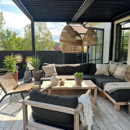 Vakreste Plass Og Beliggenhet!